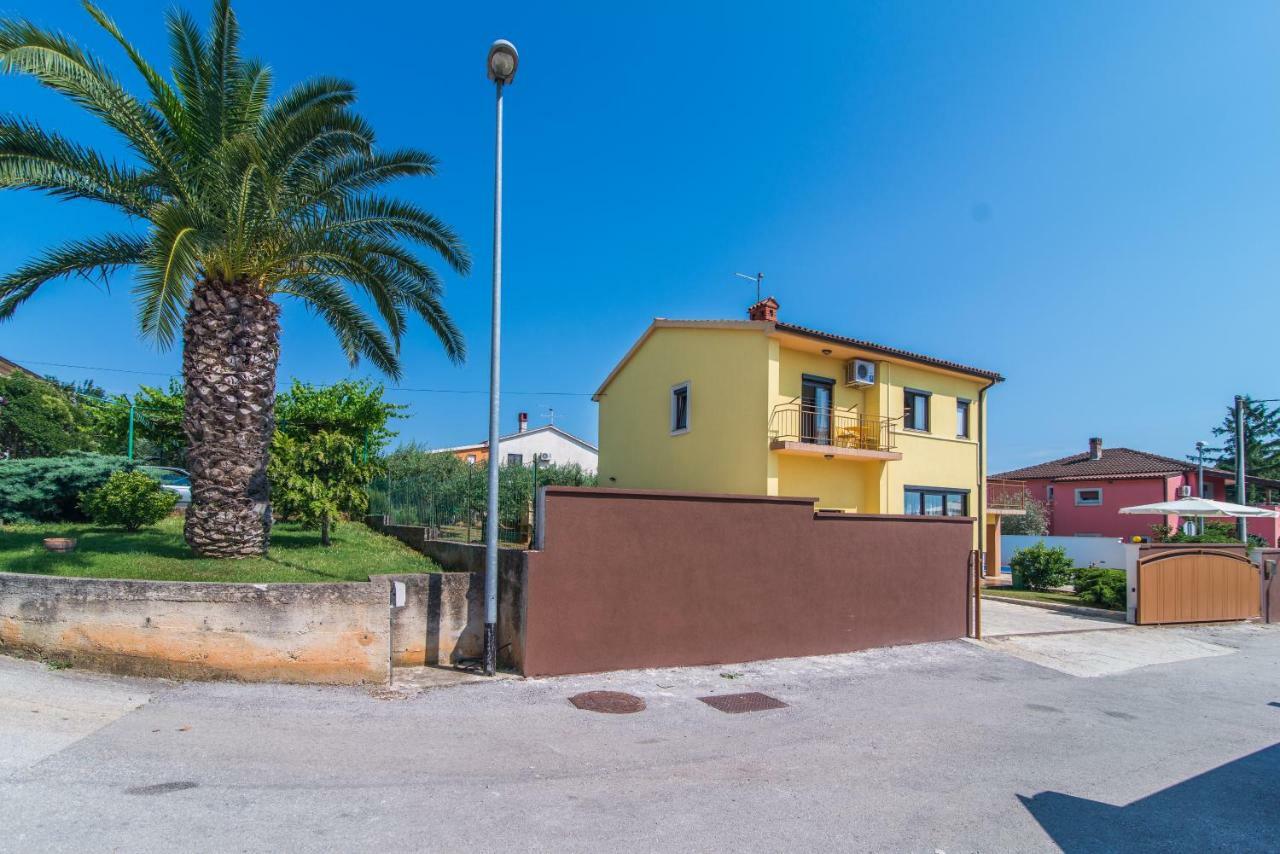 Ferienhaus Maredi With Pool Pula